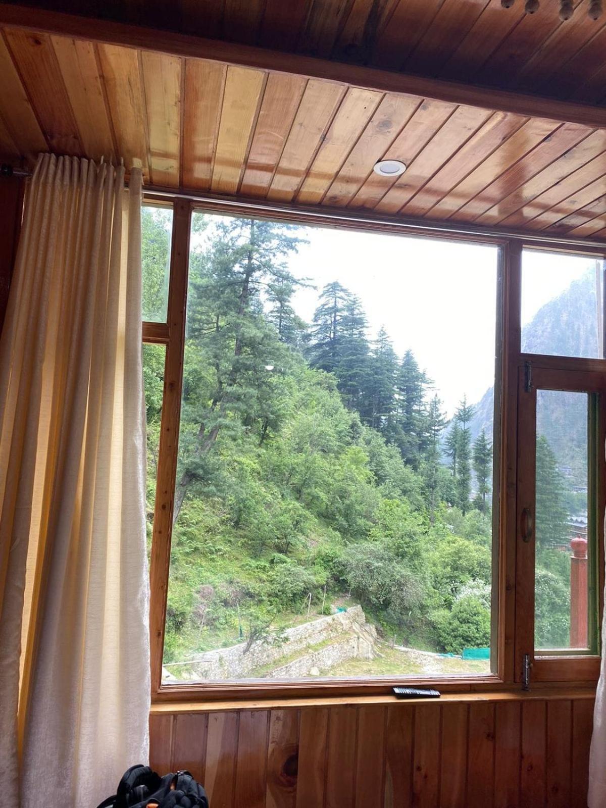 Shangri-La Rooms & Restaurant Kasol Bagian luar foto