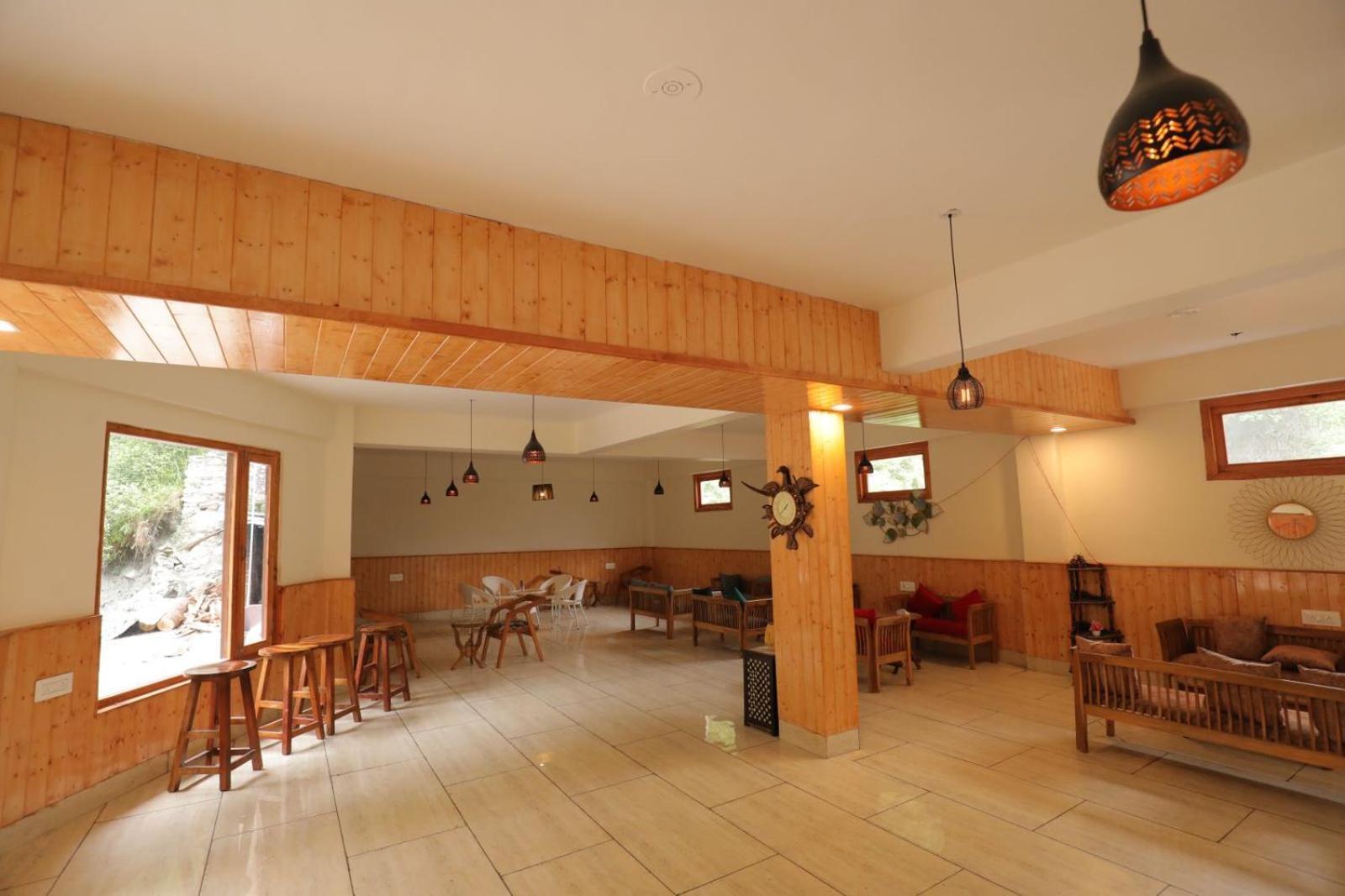 Shangri-La Rooms & Restaurant Kasol Bagian luar foto